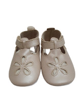 Load image into Gallery viewer, Daisy Champagne Gold Soft Sole