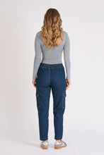 Load image into Gallery viewer, 1015419 Dark Denim Jean with Pocket detail
