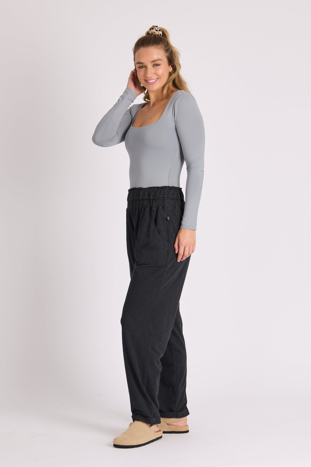 1015492 Detail waistband Lounge Pant Black