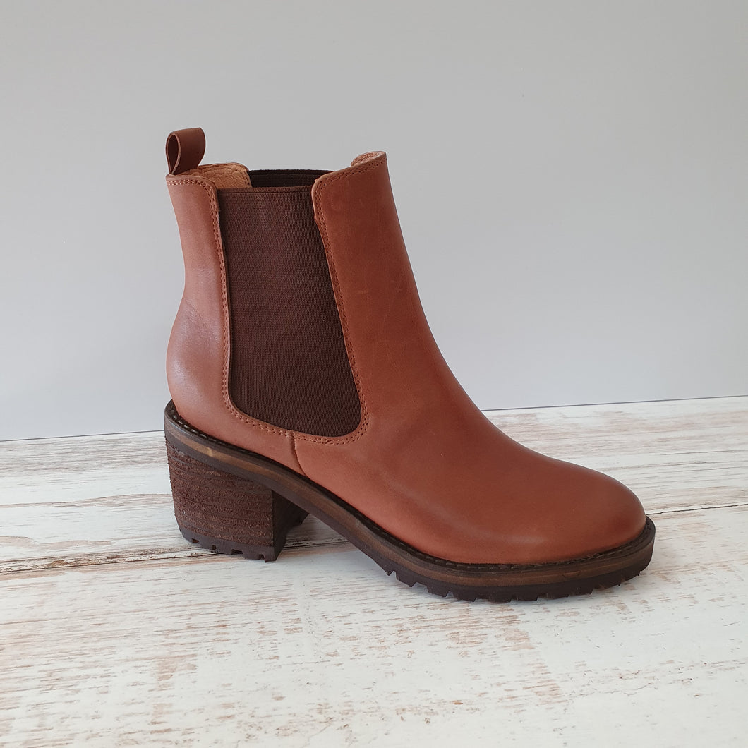 Biscoti Chestnut Boot