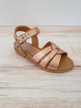 Load image into Gallery viewer, Piper Youth Rose Sandal
