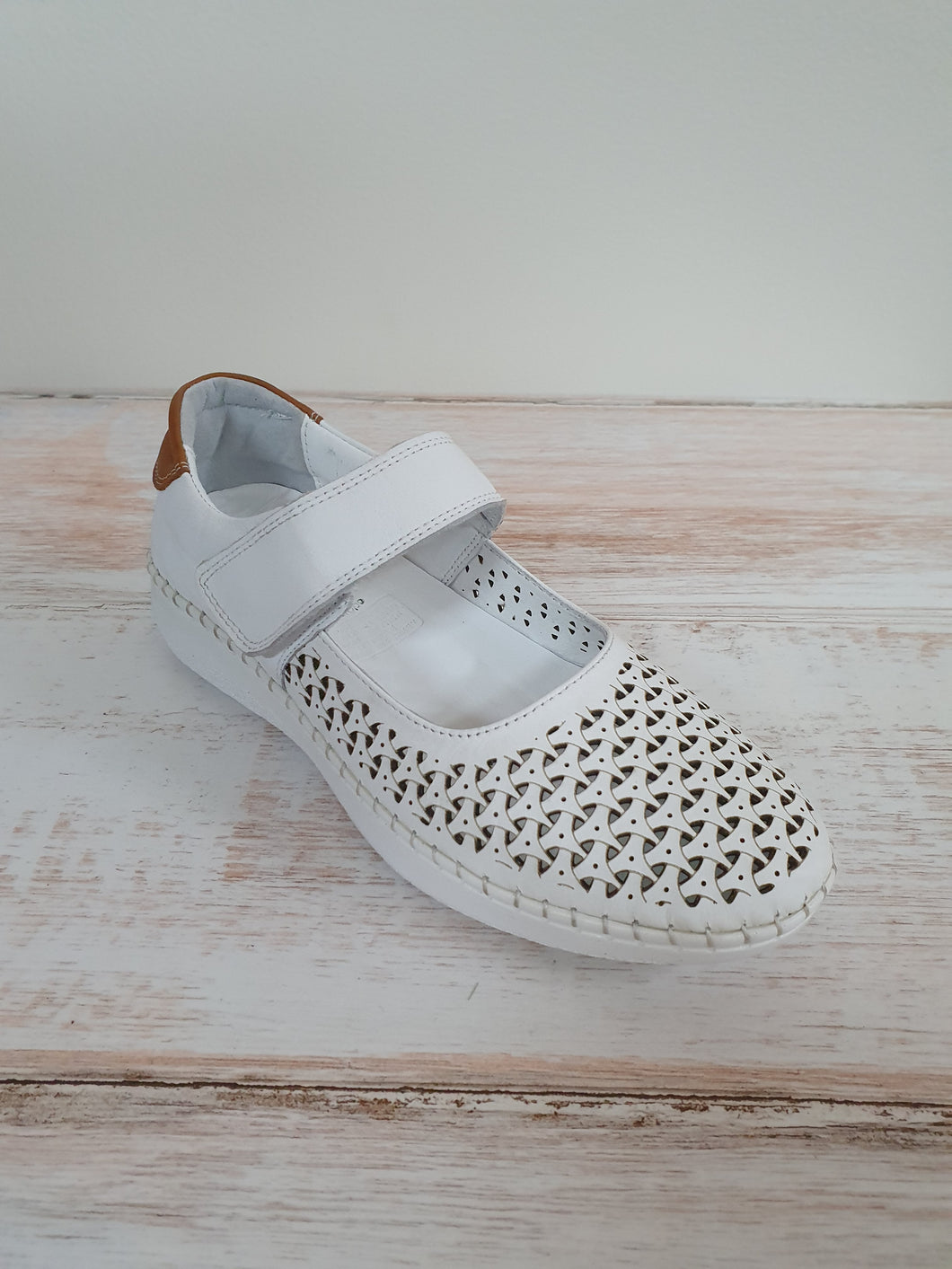 Evelyn Mary Jane Casual Shoe White