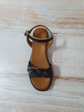 Load image into Gallery viewer, Soma Black/Gold Sandal
