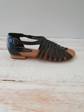 Load image into Gallery viewer, Pleva Black Sandal
