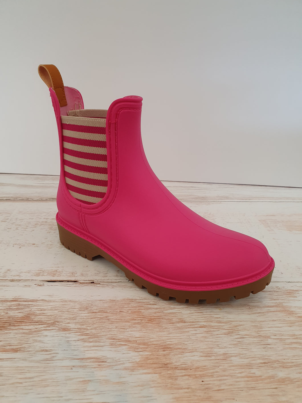 Laurina Gumboot Fuchsia