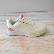 Load image into Gallery viewer, Walker Sneaker White by Cabello
