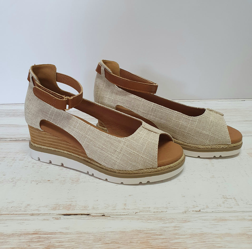 Rove Beige Linen Sandal