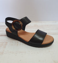 Load image into Gallery viewer, Manessay Black Sandal
