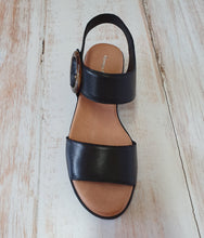 Load image into Gallery viewer, Manessay Black Sandal
