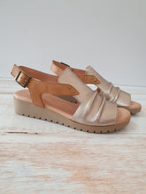 Load image into Gallery viewer, Madis Champagne DK Tan Sandal
