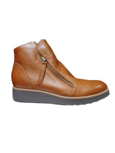 Load image into Gallery viewer, Opal Drambuie Boot
