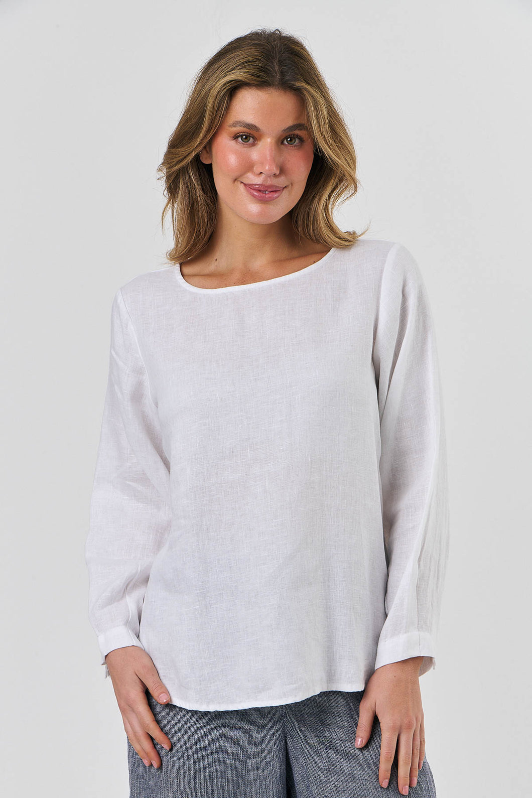 GA574 White Long Sleeve Top