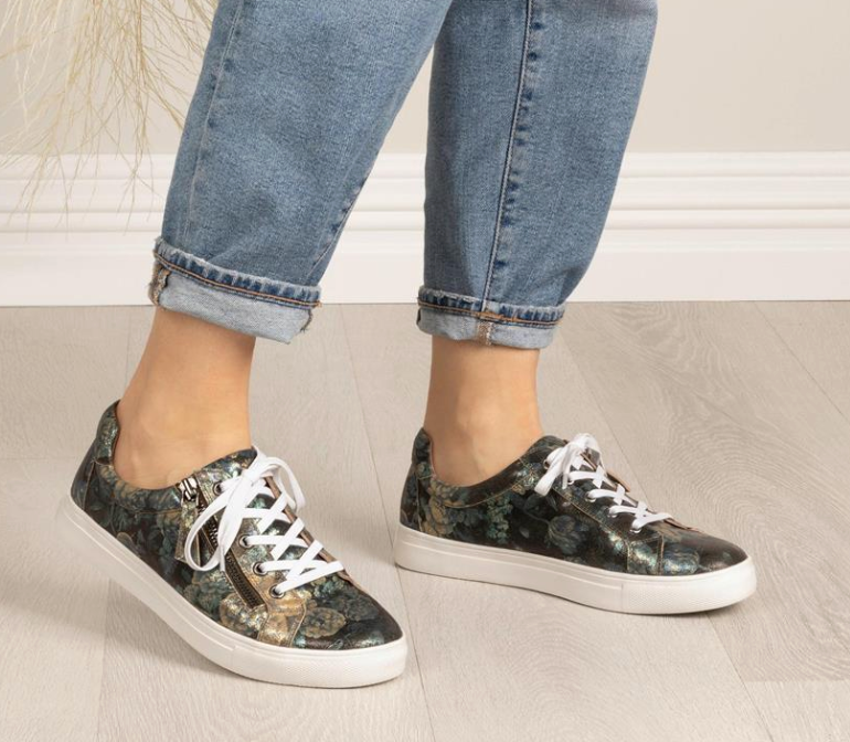 Cara Floral Blue Sneaker