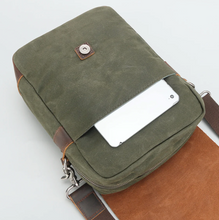 Load image into Gallery viewer, Rome Canvas Messenger Bag - Army Green
