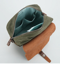 Load image into Gallery viewer, Rome Canvas Messenger Bag - Army Green
