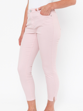 Load image into Gallery viewer, 556J7056A Ice Pink Denim Jean
