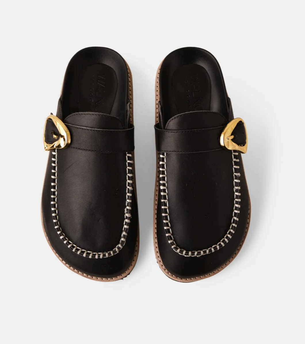 Pia Mule Slide Black