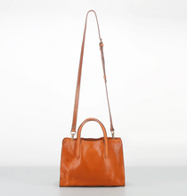 Load image into Gallery viewer, London Tote Leather Tan Bag
