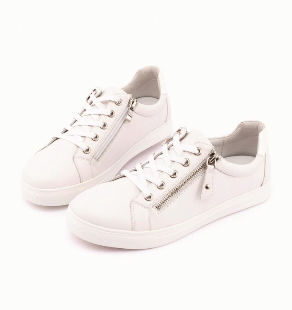 Charlie White Extra Wide Sneaker