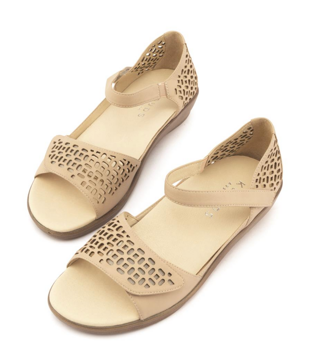 Tristian Sand Sandal