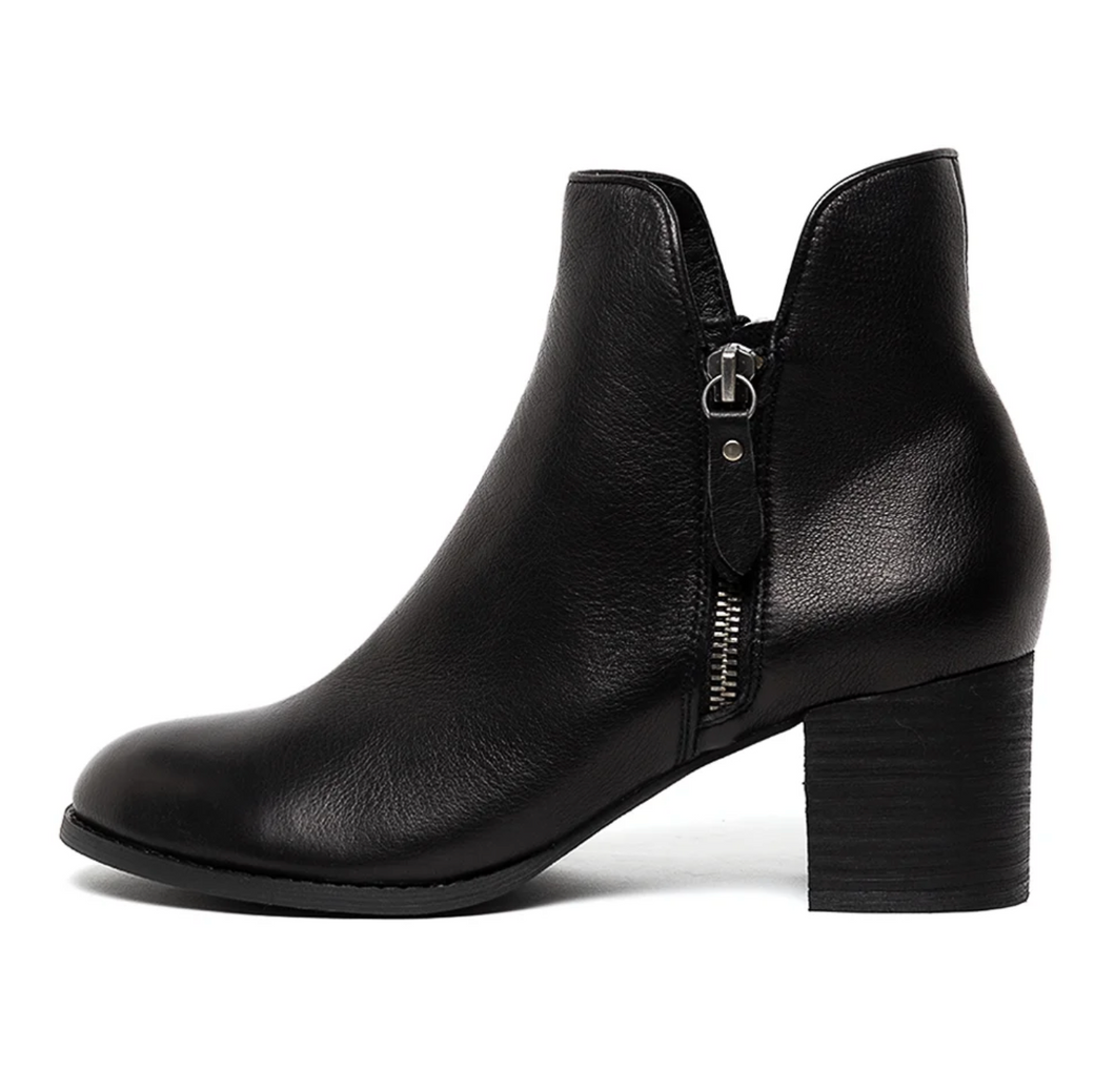 Shiannely Black Boot