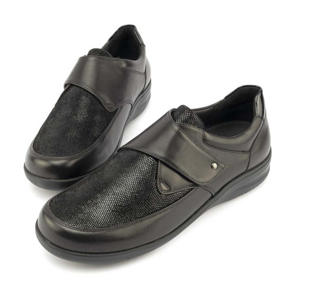 Jordyn Black Print Stretch Shoe