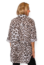 Load image into Gallery viewer, Clawdia Leopard Linen Shirt
