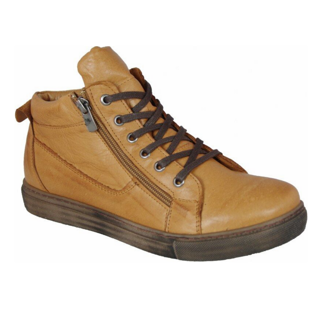 EG1570 Cabello Tan Boot Size 41 ONLY