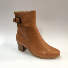 Load image into Gallery viewer, Maxine Tan Boot SIZE 39 ONLY
